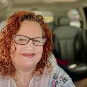 Meet your Posher, Carrie